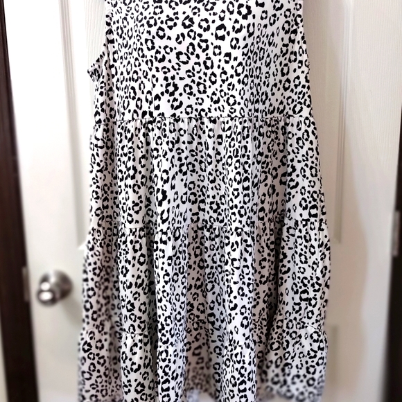 Cheetah Dress (no tag) - Picture 2 of 7